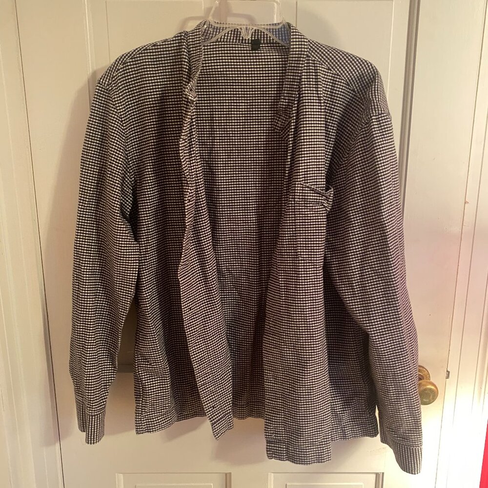 Black and White Button-up